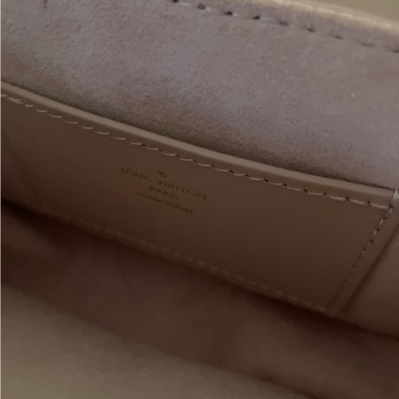 Louis Vuitton Wave Multi-Pochette Crossbody( Rose Ballerina) - Picture 9 of 11